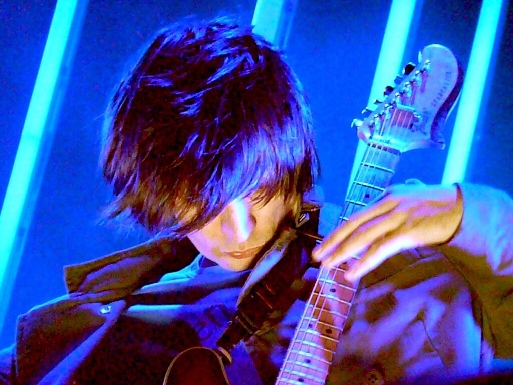 Jonny Greenwood performing live